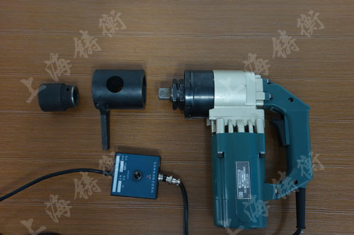 扭剪型電動扳手
