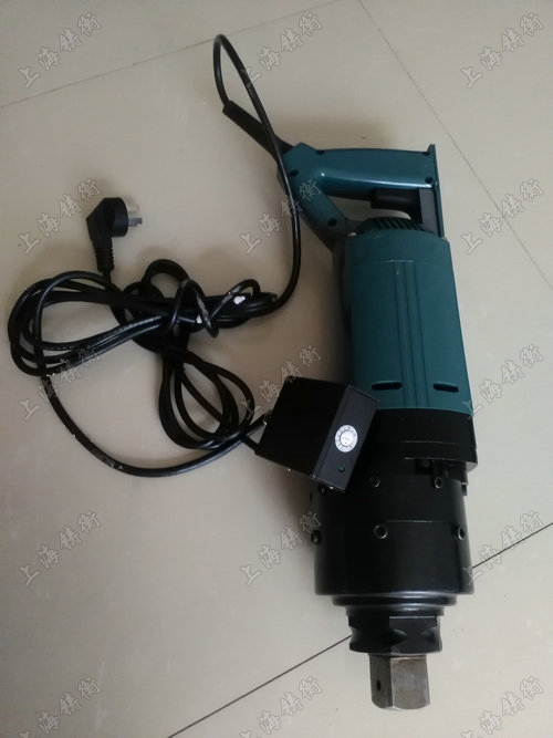 充電式電動(dòng)扭力扳手