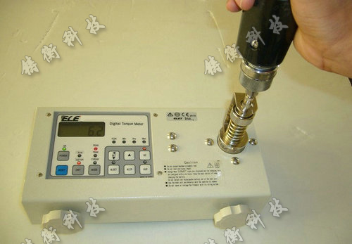 螺絲破壞扭矩測驗機