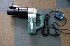 600-2000N.m打鋼結構的電動扭力扳手生產廠家 600-2000N.m打鋼結構的電動扭力扳手生產廠家