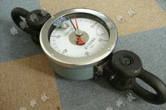 ��܇�\ݔ�õęCеʽ����Ӌ180KN