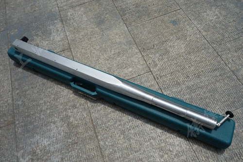 預置式扭力板子