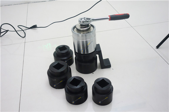 ���طŴ���