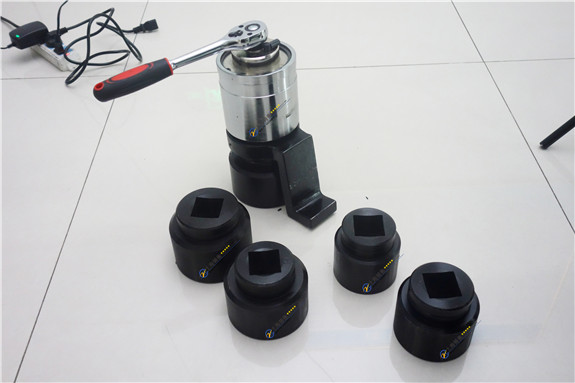 ���̙Cе��˨�A�o5500n.m�������� �Cе����˨���ж����Ť���ر�����