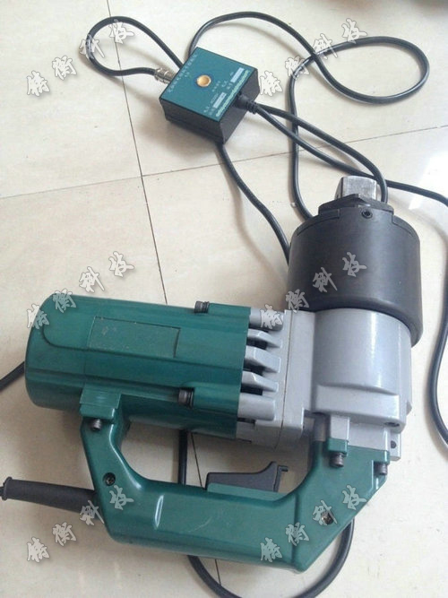 扭剪型電動扭力扳手