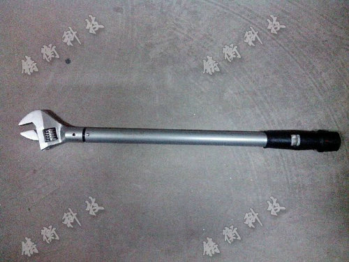 預置式扭矩扳手